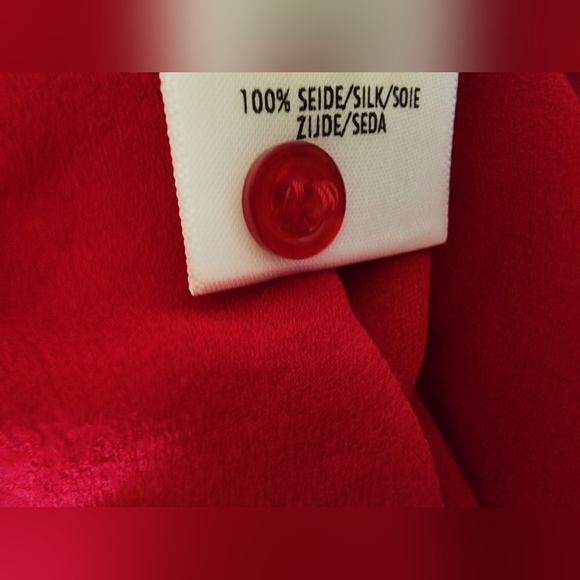 $750 NWT Escada Women Sleeveless Solid 100% Silk Tank Top Sheer Red Size 40 - Picture 9 of 10